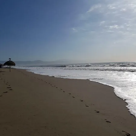 شقة Lujoso Estudio Frontal Al Mar